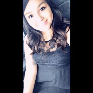 Meet your Posher, Adrianna